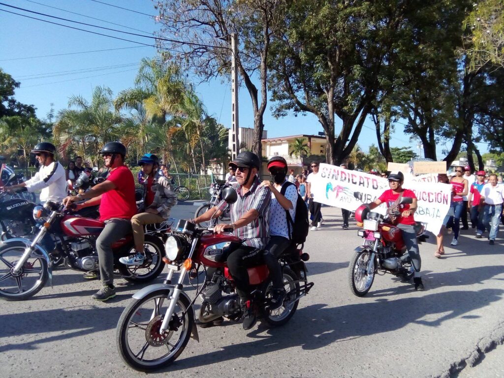 Inició desfile del proletariado en Contramaestre 8 495090139 24165934109676739 935314924872832075 n