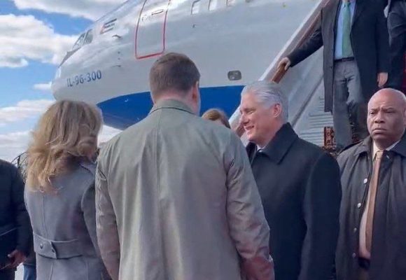 Llegó Díaz-Canel a Moscú 1 Miguel Díaz Canel llegó a Moscú