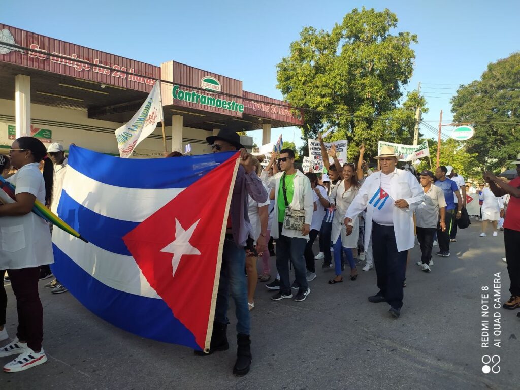 Inició desfile del proletariado en Contramaestre 18 photo 2025 05 01 08 25 45 1