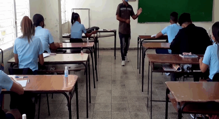 Con resultados satisfactorios cierra curso escolar educación básica en Contramaestre 1 Con resultados satisfactorios cierra curso escolar educación básica en Contramaestre