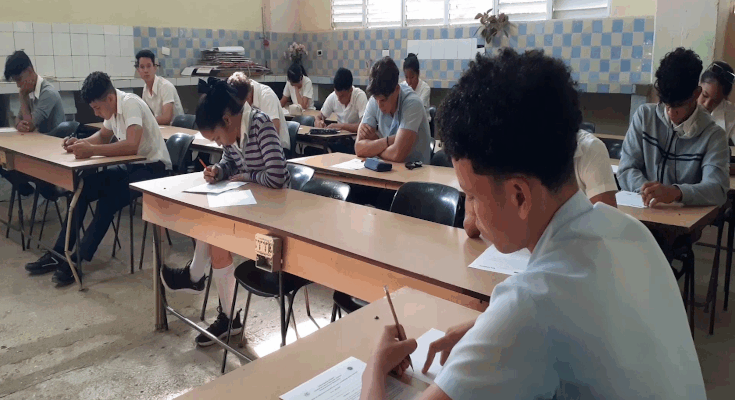 Con resultados superiores curso escolar en enseñanza media superior de Contramaestre 1 Con resultados superiores curso escolar en enseñanza media superior de Contramaestre