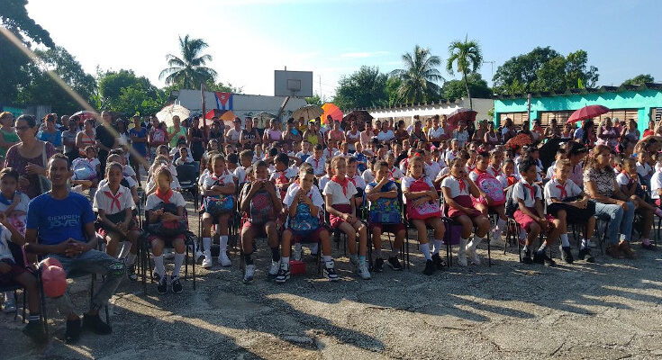 Contramaestre dio inicio al curso escolar 2025-2026 1 Contramaestre dio inicio al curso escolar 2025-2026