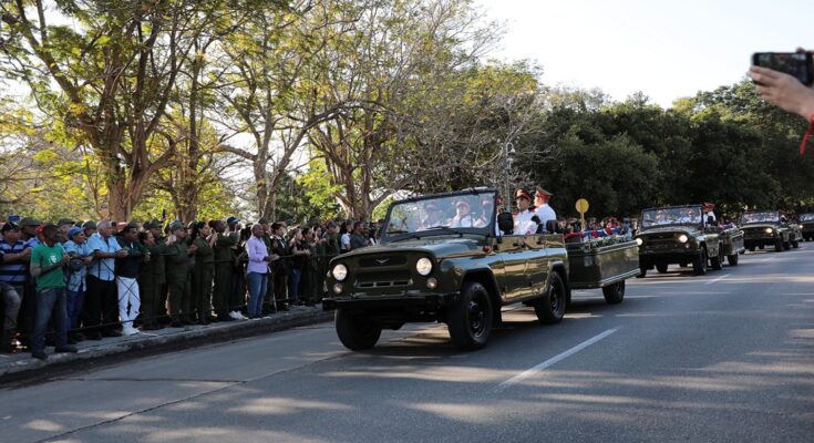 Cuba rinde tributo a sus héroes