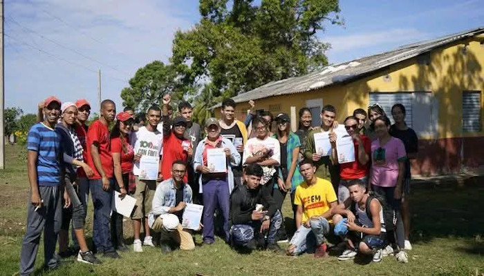 Juventud de Contramaestre desarrolla actividades por su aniversario 1 La Juventud, activa en tareas productivas del territorio.