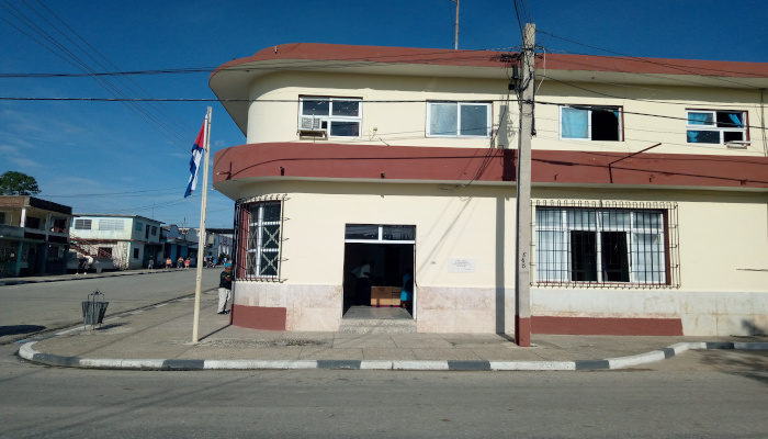 En los órganos de gobierno está la fuerza del pueblo 1 La principal tarea de un delegado en una circunscripción es la unidad del barrio con el fin de realizar una tarea con amor para el bien de todos.
